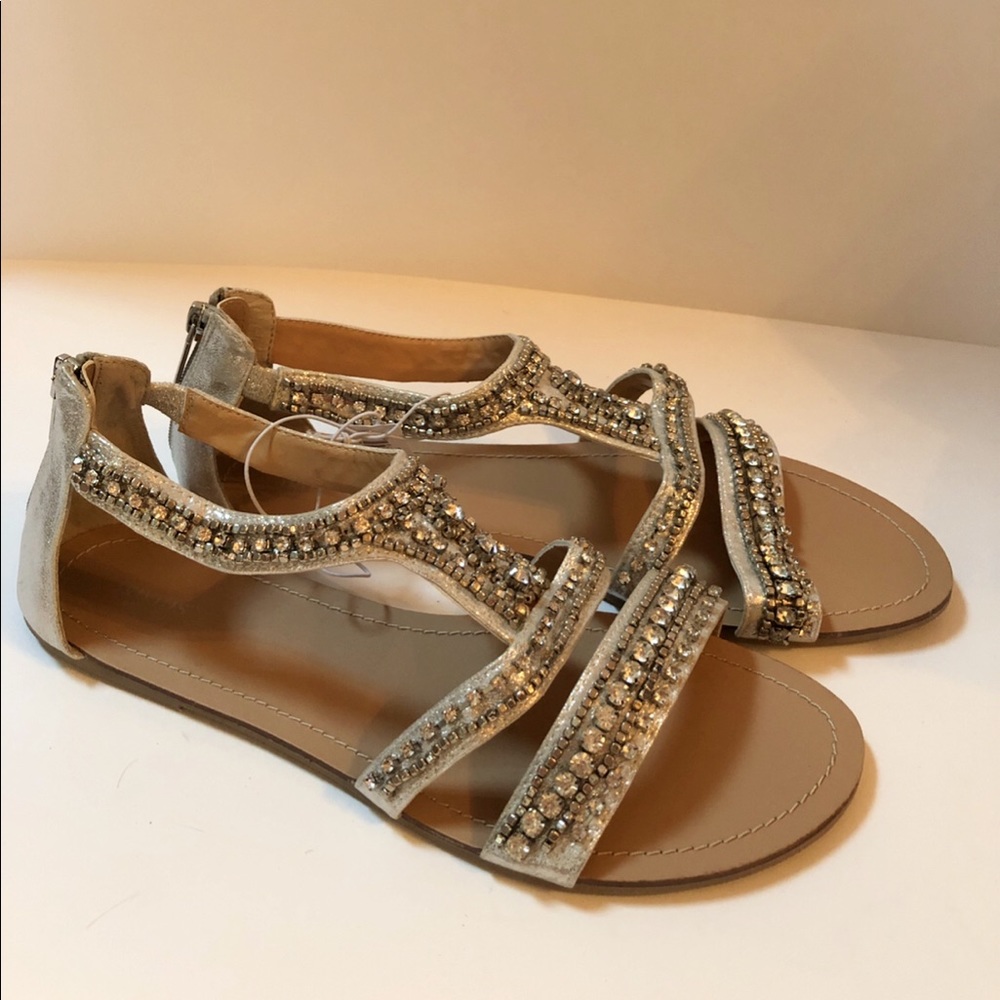 Beautiful beaded sandals!